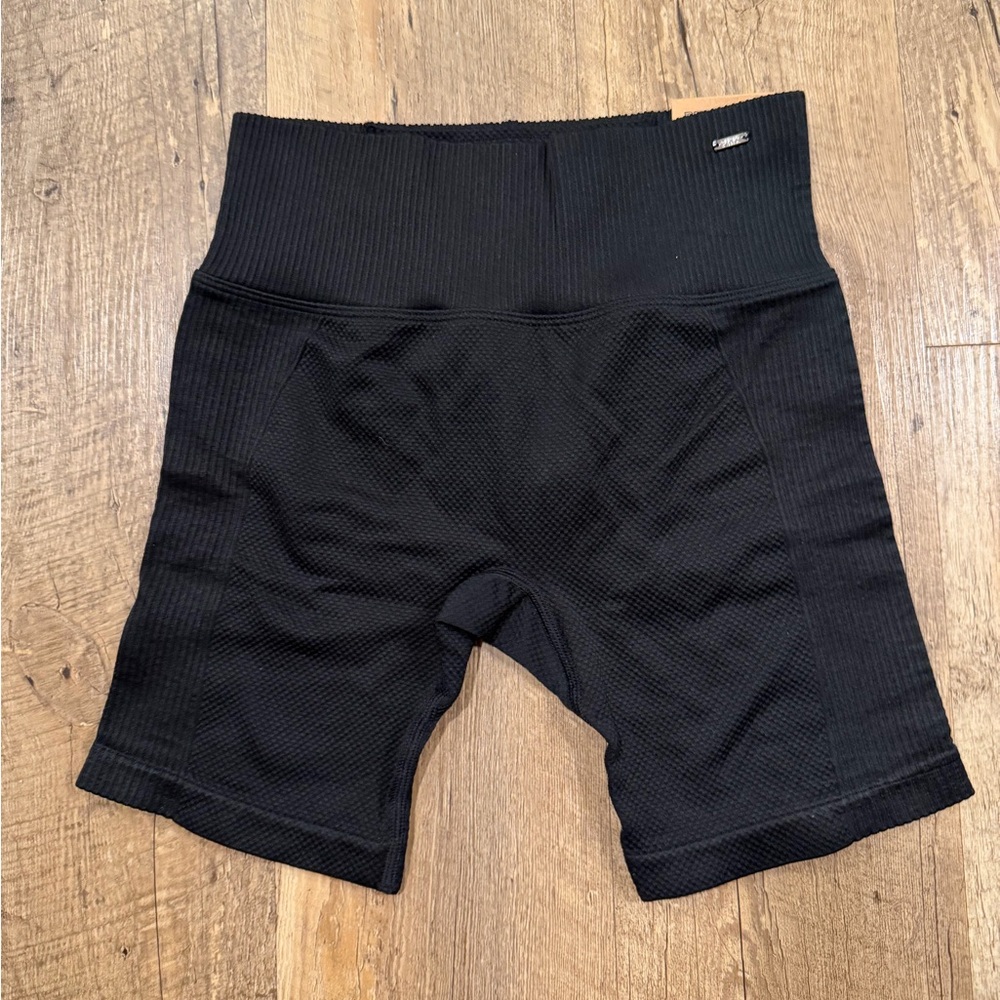 NWT Victoria’s Secret Pink Active Black High-Waisted Ribbed Biker Shorts XS - Picture 1 of 3